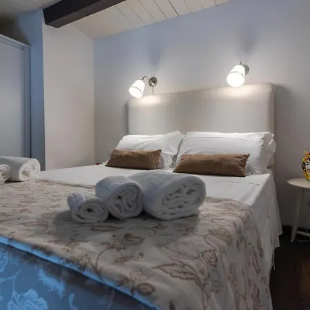 Made In Ortigia Apartments Syracuse Esterno foto